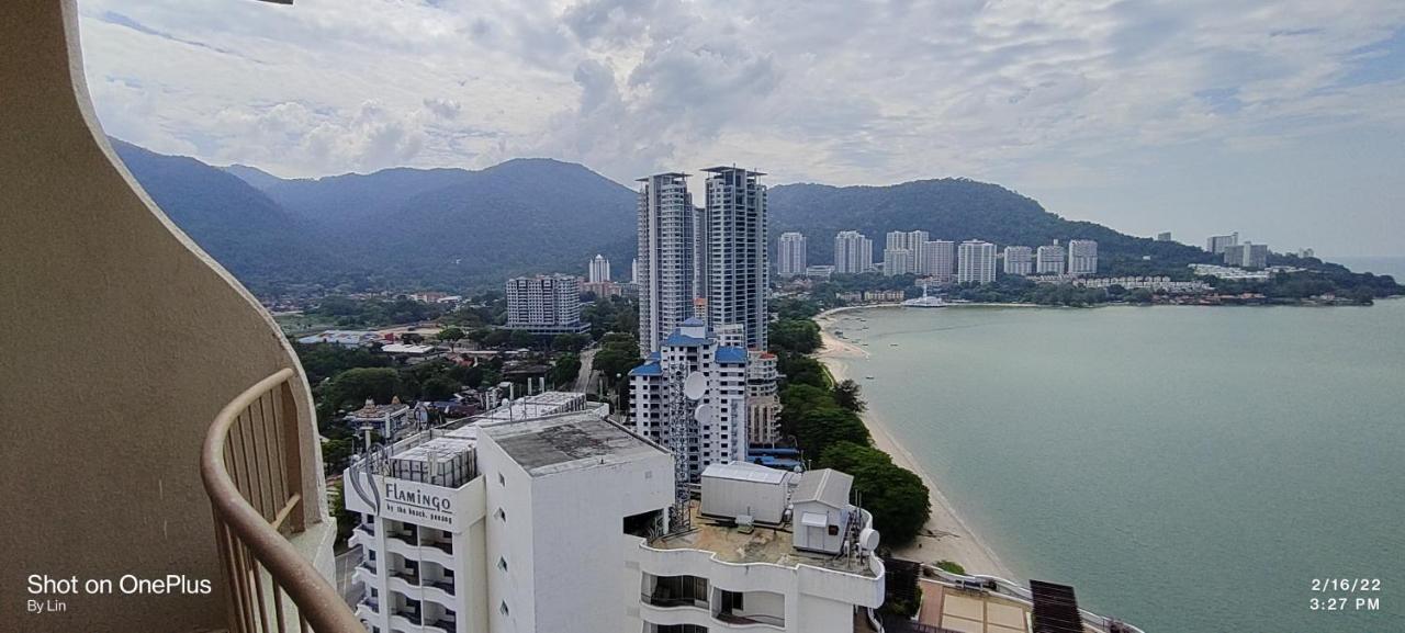 Апартаменты Sea View Paradise Танджунг-Бунга Экстерьер фото